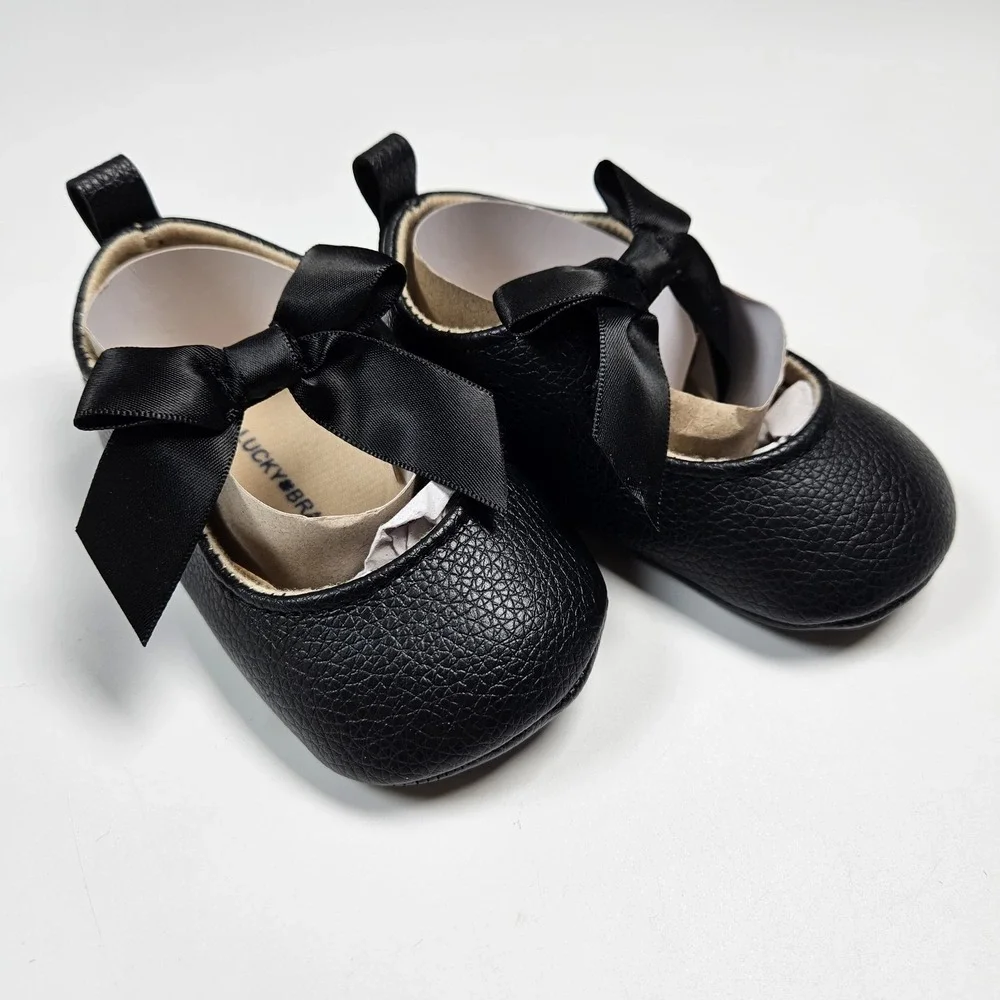 Lucky Brand Mary Jane Flats‎ Girls 3 Black Bow Satin Ribbon Crib Shoes 6-9m NEW